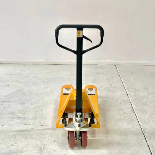 2.5T Short Pallet Truck Jack 450x900mm - Image 3