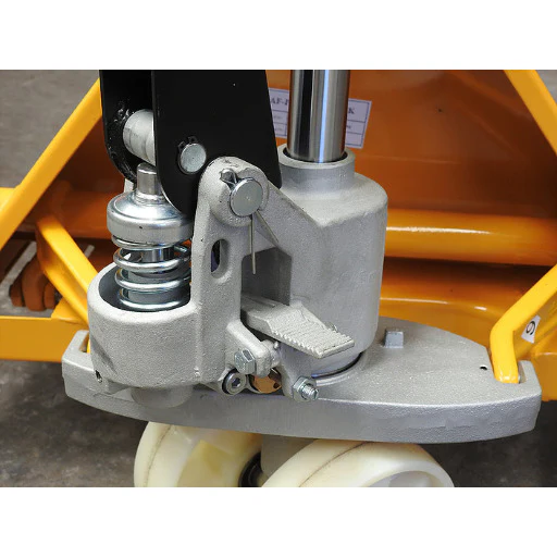 Long Pallet Jack 1.8M Capacity 2T - Image 3