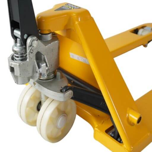 2.5T Manual Long Pallet Truck 1500mm Fork Length - Image 4