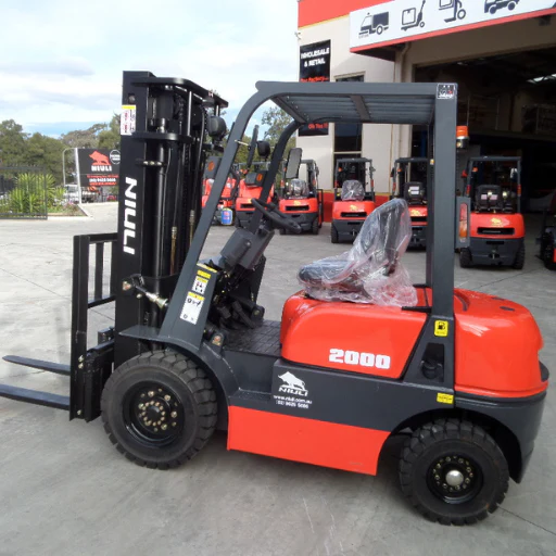 2Ton ISUZU C240 Diesel Forklifts - Image 5