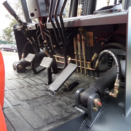 3.5Ton Dual Fuel Forklift - Image 4