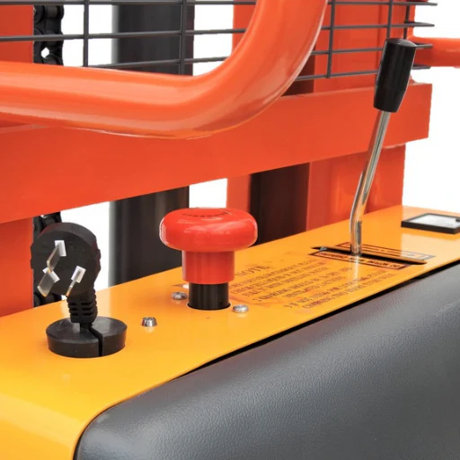 Semi Electric Walkie Stacker Lifter 2.5M Capacity 1T - Image 11