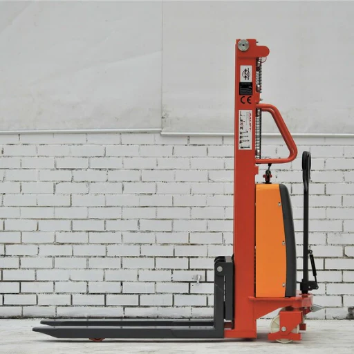 Semi Electric Walkie Stacker Lifter 2.5M Capacity 1T - Image 5