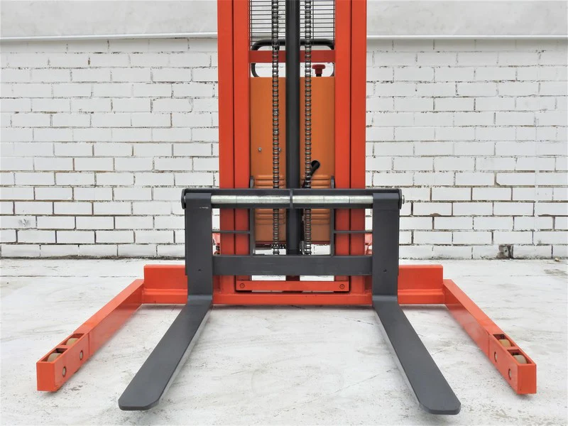 Semi Electric Walkie Stacker Lifter Lifting 2500mm 1T Straddle Leg - Image 3